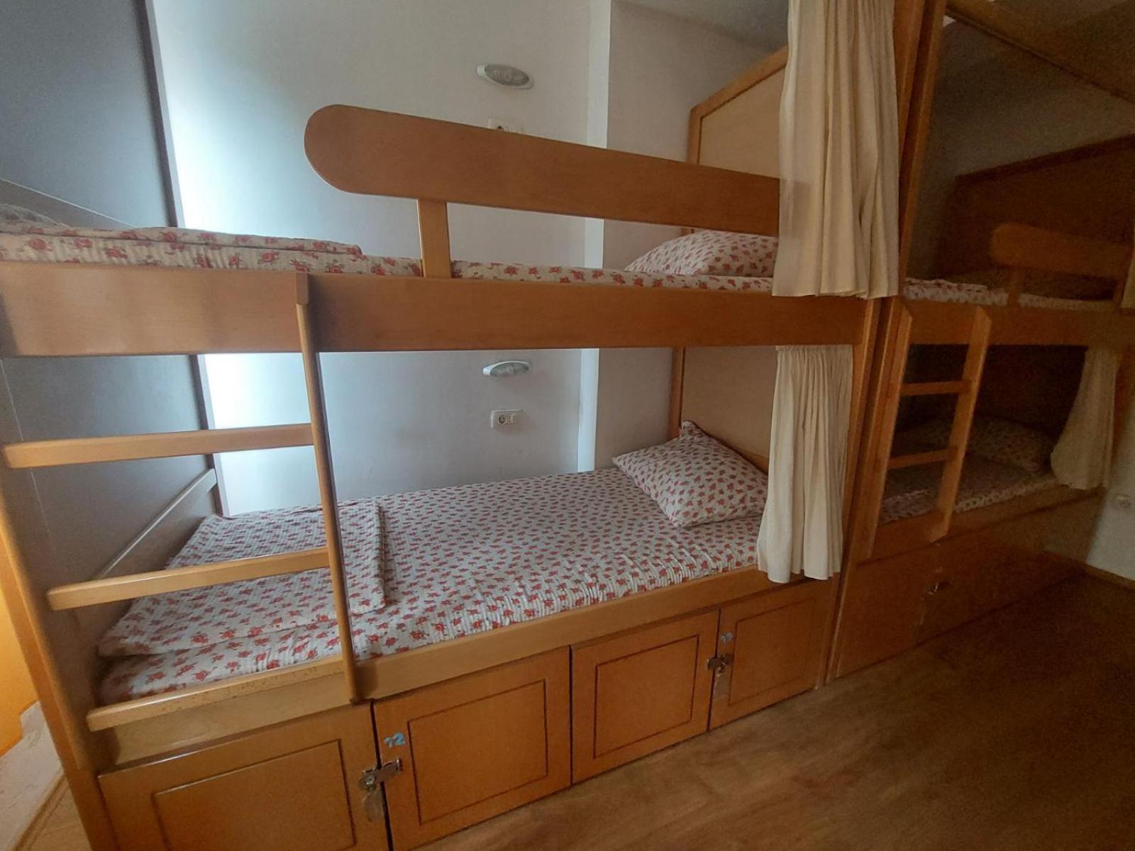 Hostel Valentin 2 Σκόπια Εξωτερικό φωτογραφία