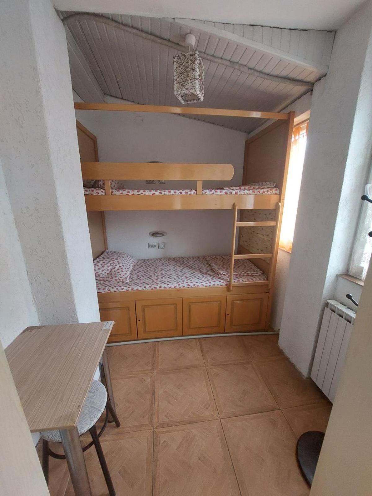 Hostel Valentin 2 Σκόπια Εξωτερικό φωτογραφία