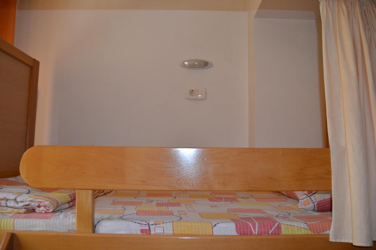 Hostel Valentin 2 Σκόπια Εξωτερικό φωτογραφία
