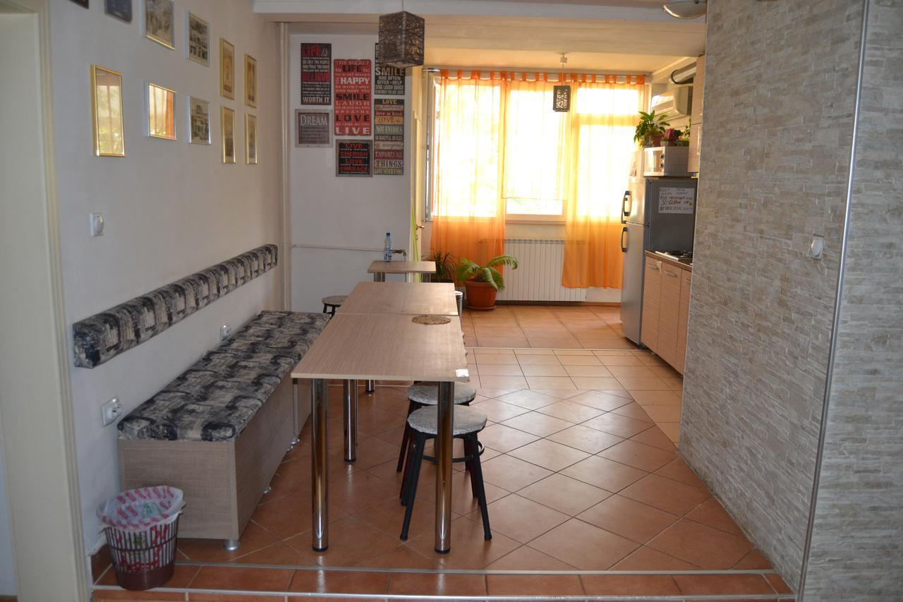 Hostel Valentin 2 Σκόπια Εξωτερικό φωτογραφία