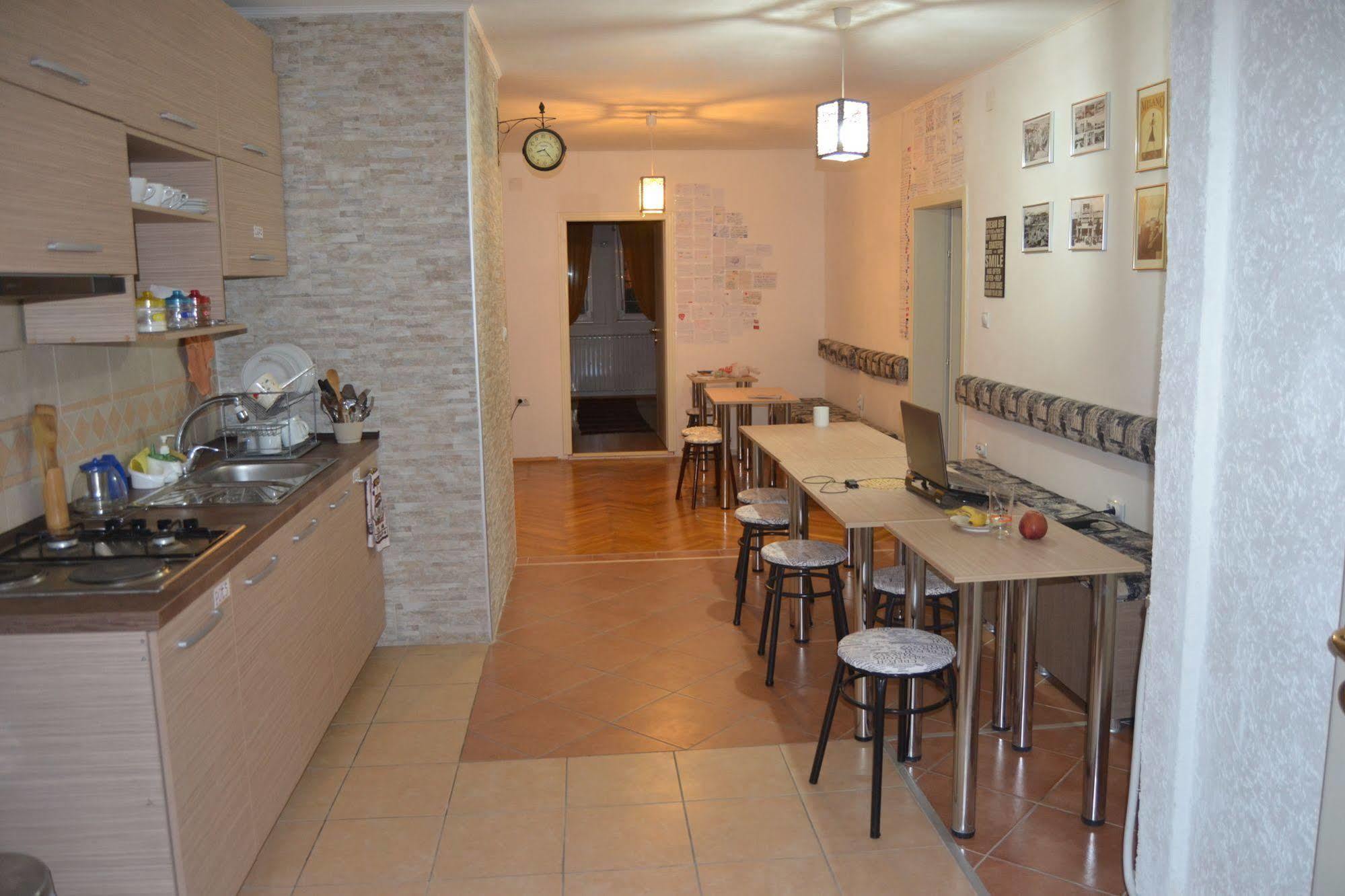 Hostel Valentin 2 Σκόπια Εξωτερικό φωτογραφία