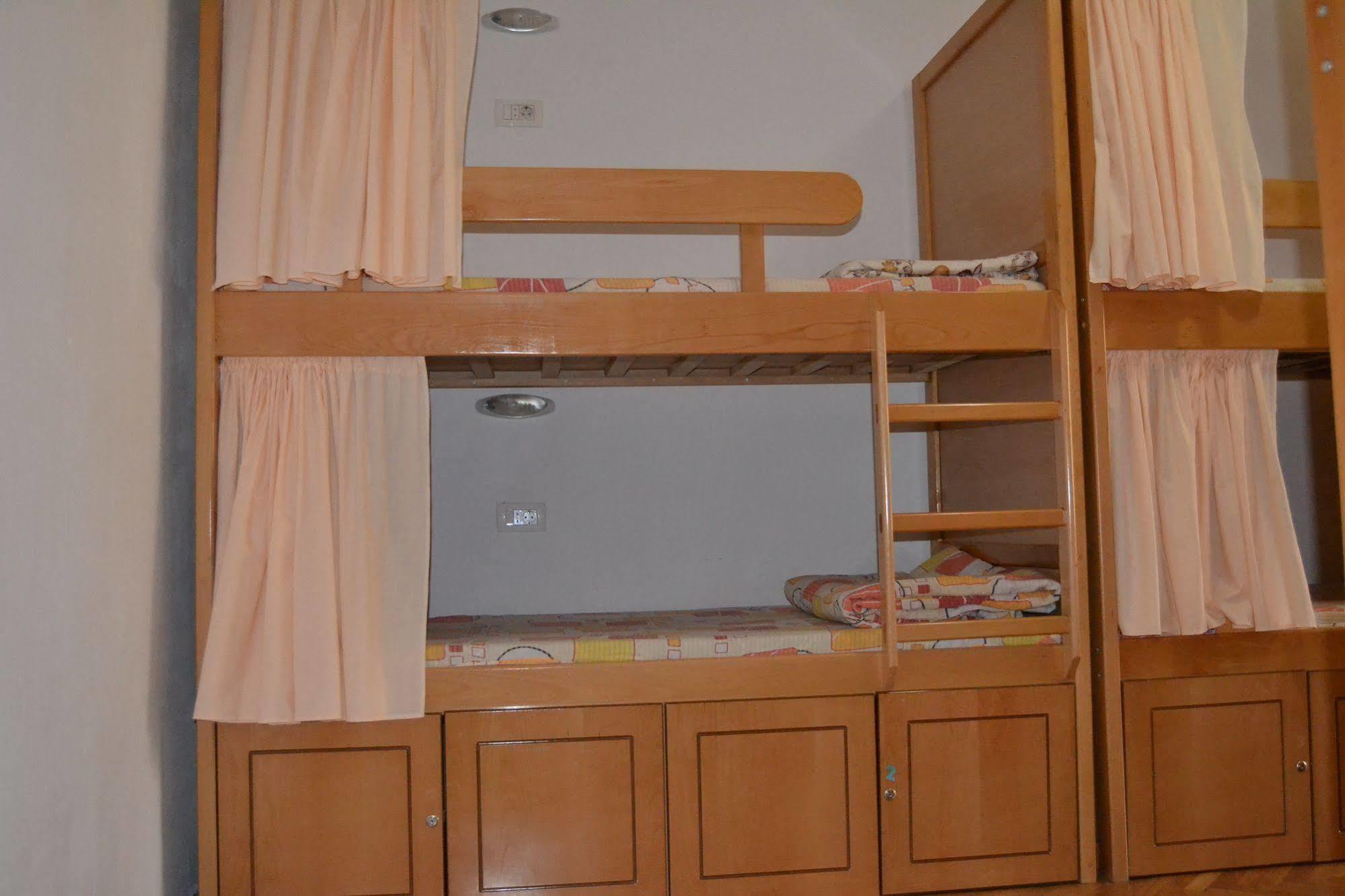 Hostel Valentin 2 Σκόπια Εξωτερικό φωτογραφία