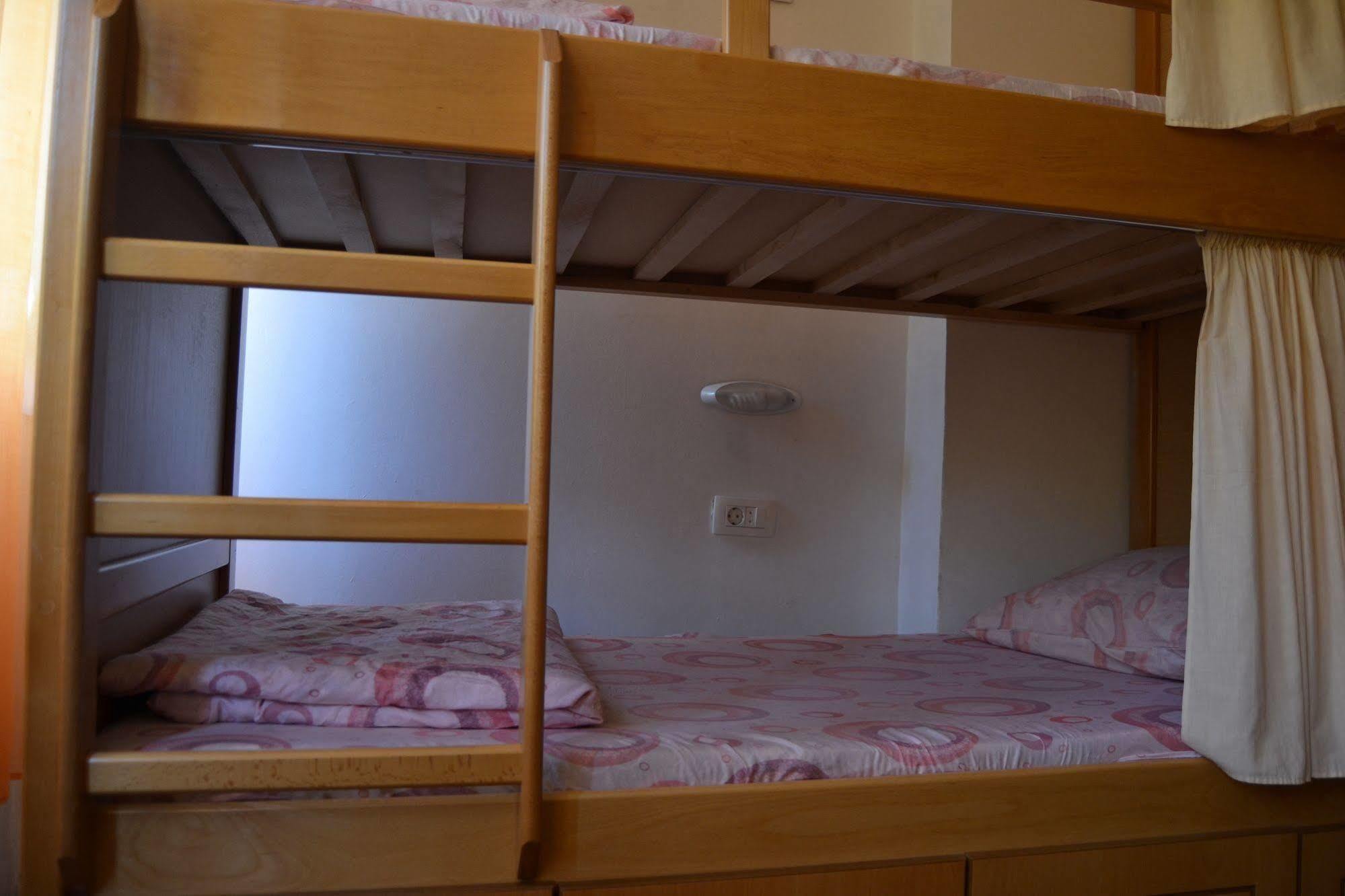 Hostel Valentin 2 Σκόπια Εξωτερικό φωτογραφία