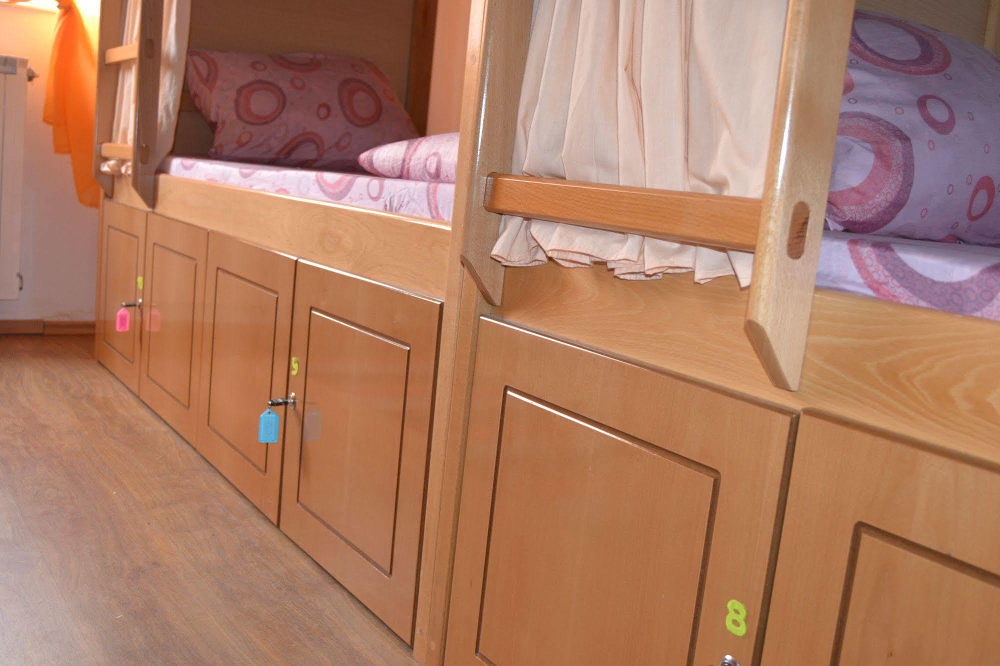Hostel Valentin 2 Σκόπια Εξωτερικό φωτογραφία