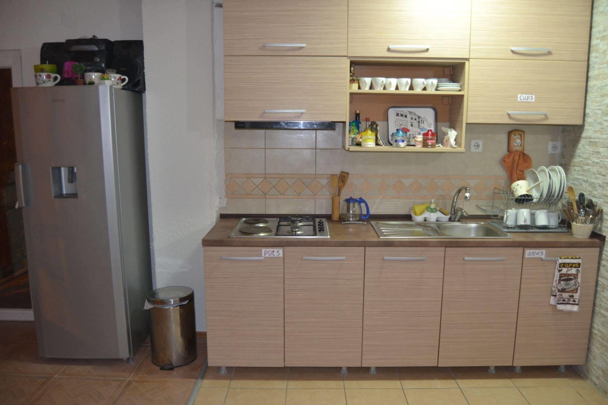 Hostel Valentin 2 Σκόπια Εξωτερικό φωτογραφία